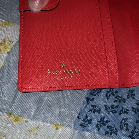 Kate Spade wallet - Picture 4 of 6